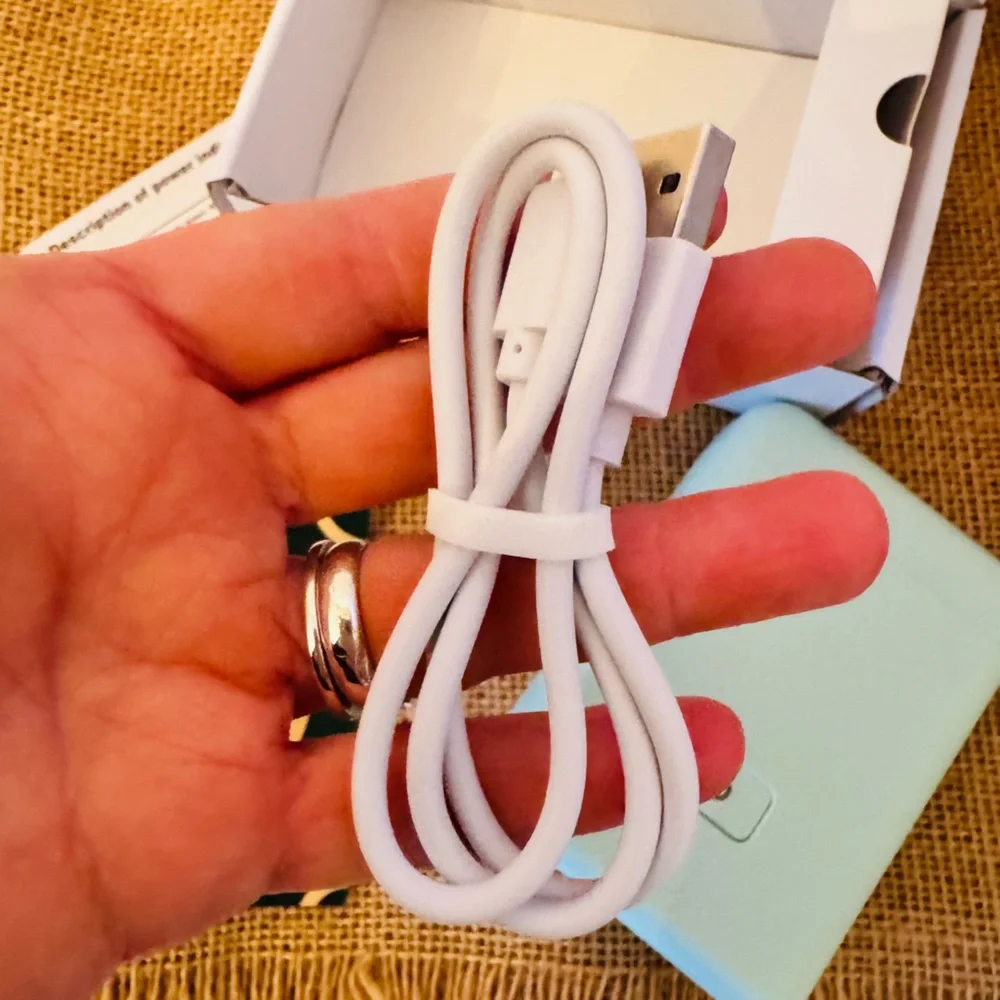 Vretti Smart Label Maker with Bluetooth Connectivity - mint green